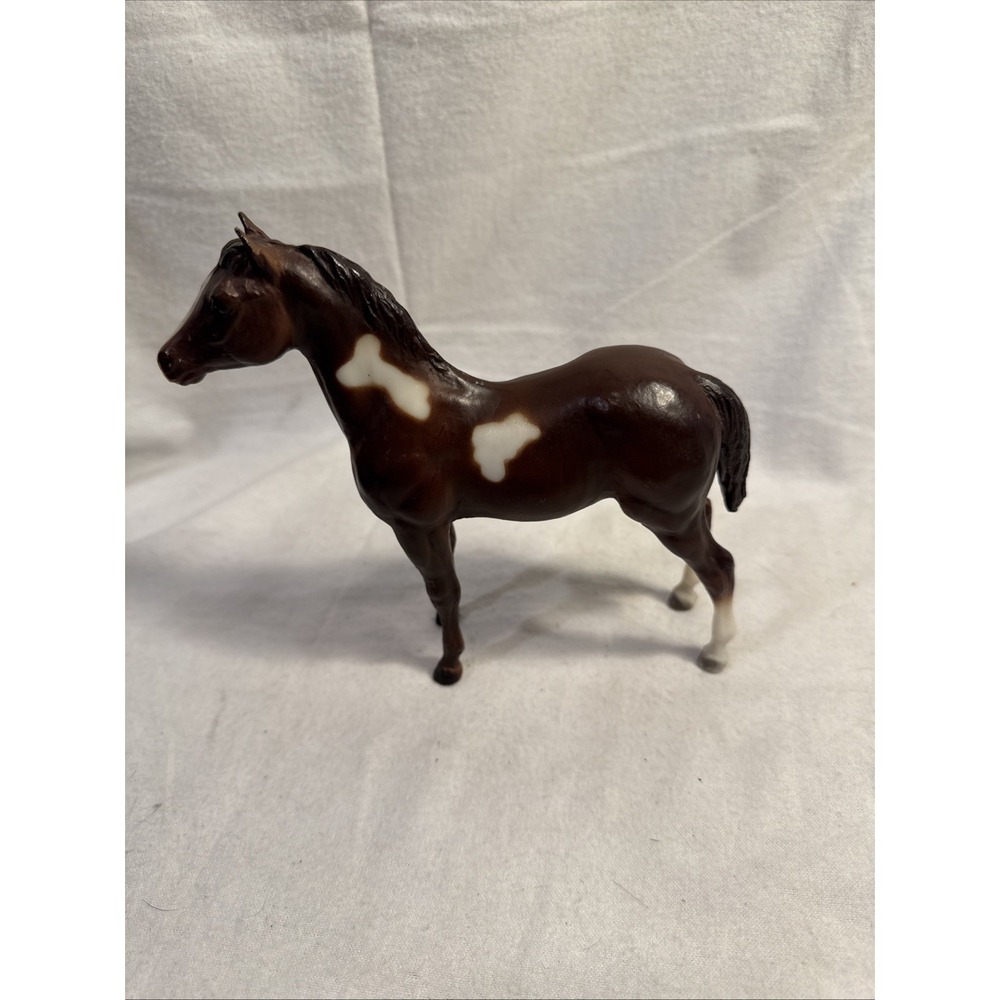 Breyer~1989 - 1990~Paint Standing Stock Horse Foal~Liver Chestnut‎ Pinto~#809 7"